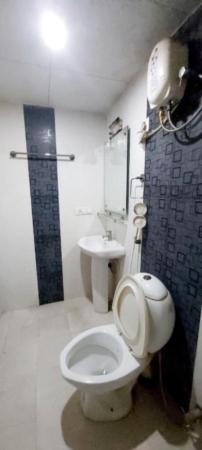 Spot On 80624 Hotel Niladri Complex 푸리 외부 사진